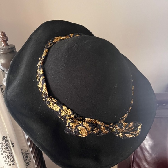 Vintage Bike Helmet! Ride in style like Martha Stewart! - Picture 4 of 6